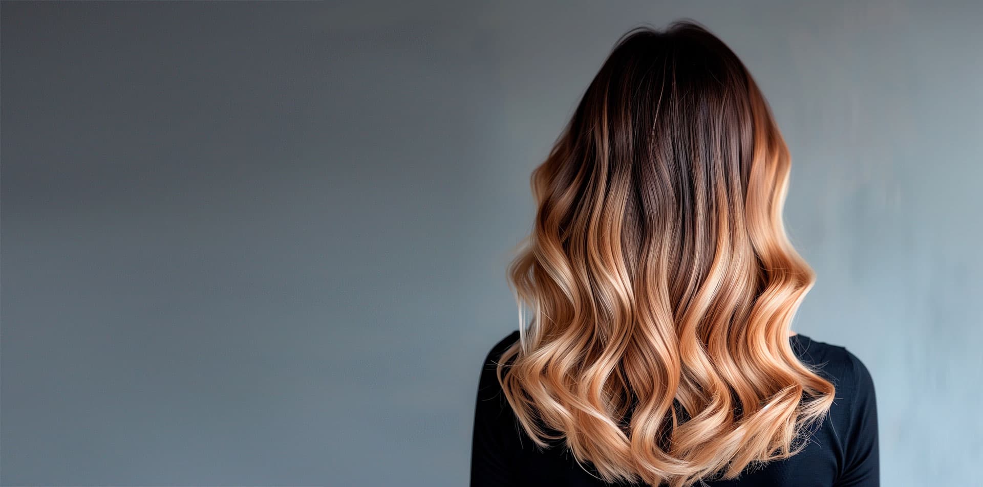 ¡Prueba nuestros tratamientos de mechas en Mos!